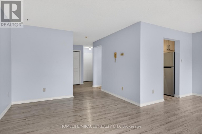 32 - 36 CHAMPLAIN CRESCENT, Peterborough (Northcrest Ward 5), Ontario, K9L1T1