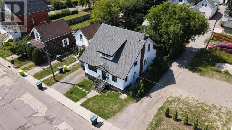 27 Abbott ST, Sault Ste. Marie, Ontario, P6A2V8