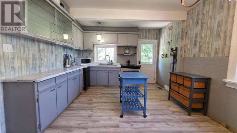 27 Abbott ST, Sault Ste. Marie, Ontario, P6A2V8