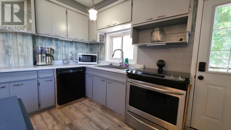 27 Abbott ST, Sault Ste. Marie, Ontario, P6A2V8