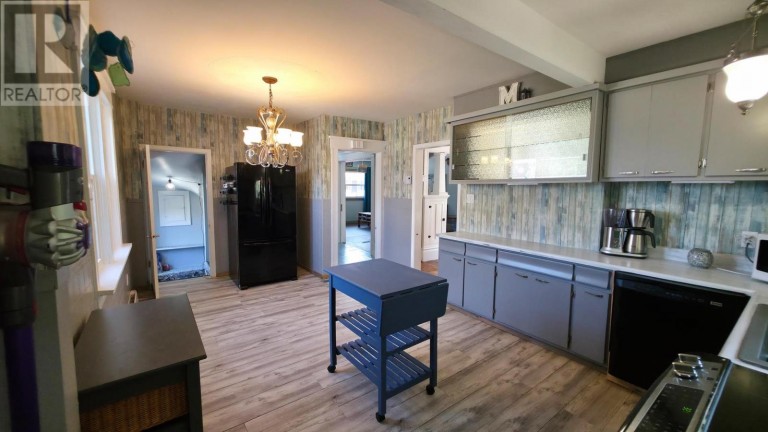 27 Abbott ST, Sault Ste. Marie, Ontario, P6A2V8
