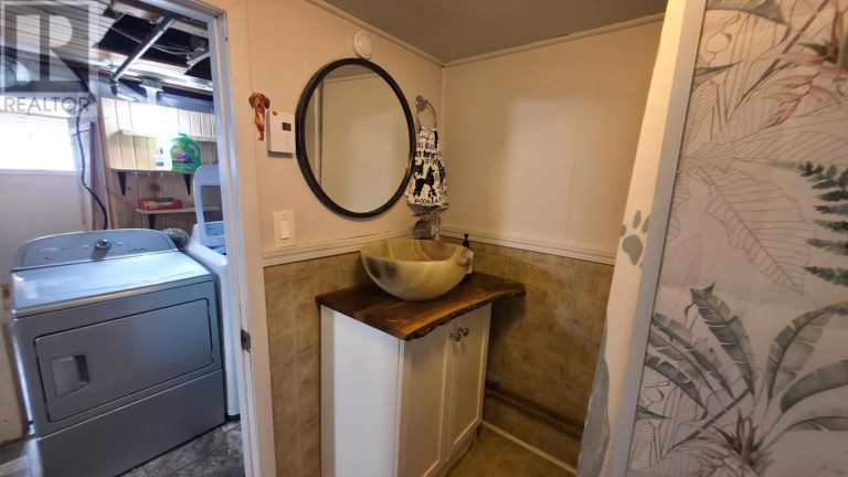 27 Abbott ST, Sault Ste. Marie, Ontario, P6A2V8
