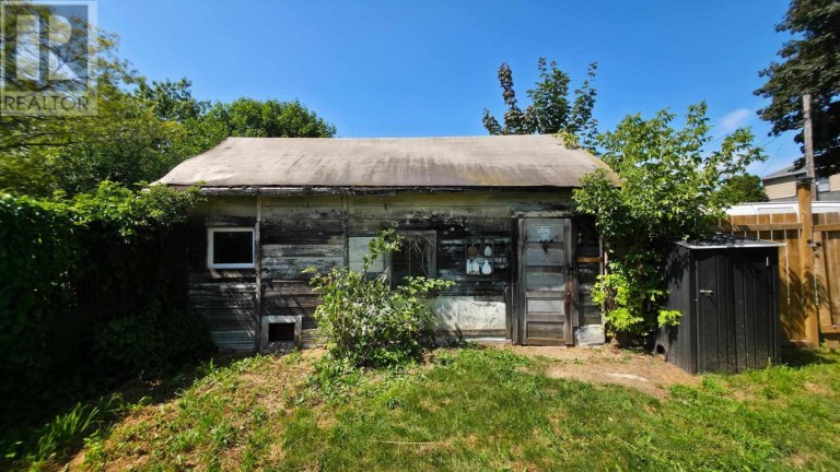 27 Abbott ST, Sault Ste. Marie, Ontario, P6A2V8