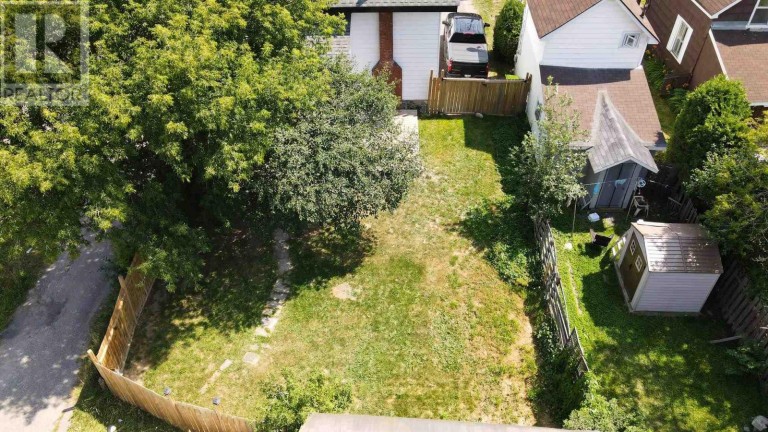 27 Abbott ST, Sault Ste. Marie, Ontario, P6A2V8