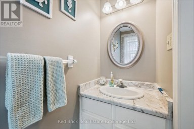 2 WOODBOROUGH ROAD Guelph (Kortright West) Ontario photo 18