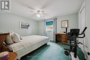 2 WOODBOROUGH ROAD Guelph (Kortright West) Ontario photo 24