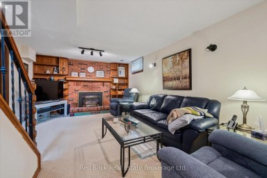 2 WOODBOROUGH ROAD Guelph (Kortright West) Ontario photo 29