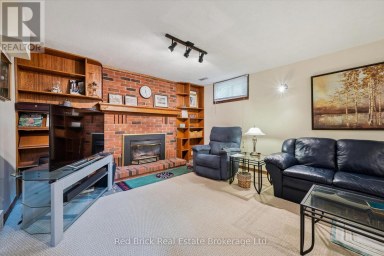 2 WOODBOROUGH ROAD Guelph (Kortright West) Ontario photo 30