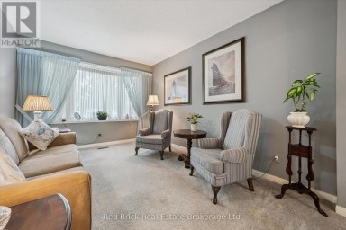2 WOODBOROUGH ROAD Guelph (Kortright West) Ontario photo 7