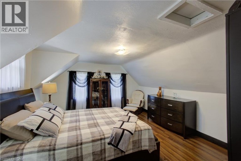 30 CAMPBELL Street, Flesherton, Ontario, N0C1E0