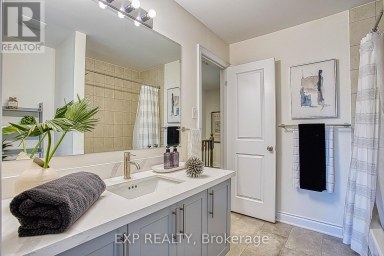 4 - 383 DUNDAS STREET E Hamilton (Waterdown) Ontario photo 21