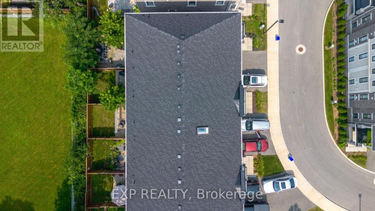 4 - 383 DUNDAS STREET E, Hamilton (Waterdown), Ontario, L8B1X6
