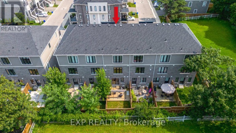 4 - 383 DUNDAS STREET E, Hamilton (Waterdown), Ontario, L8B1X6