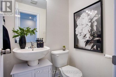 4 - 383 DUNDAS STREET E Hamilton (Waterdown) Ontario photo 5