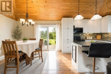 135260 9TH LINE Grey Highlands Ontario photo 34
