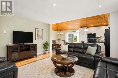 135260 9TH LINE Grey Highlands Ontario photo 37