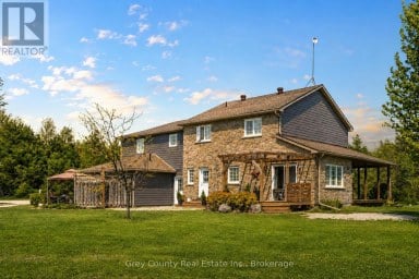 135260 9TH LINE Grey Highlands Ontario photo 4