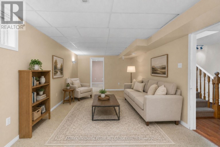 22 RICHLER CRESCENT, Barrie (Letitia Heights), Ontario, L4N6E6