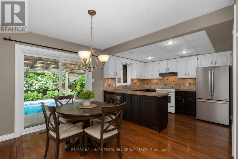 22 RICHLER CRESCENT, Barrie (Letitia Heights), Ontario, L4N6E6