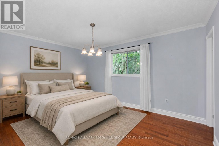 22 RICHLER CRESCENT, Barrie (Letitia Heights), Ontario, L4N6E6