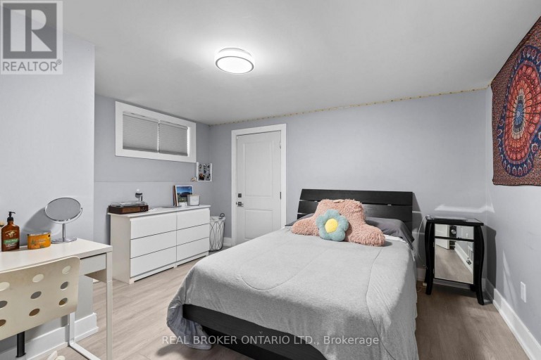 92 QUINN AVENUE, Orillia, Ontario, L3V3H5
