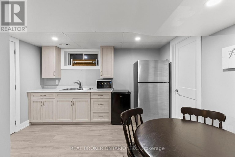 92 QUINN AVENUE, Orillia, Ontario, L3V3H5