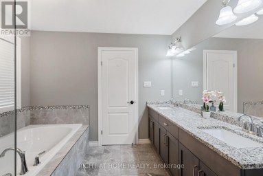 624 SUPERIOR DRIVE London North (North B) Ontario photo 25
