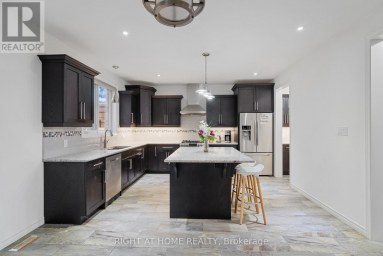 624 SUPERIOR DRIVE London North (North B) Ontario photo 9