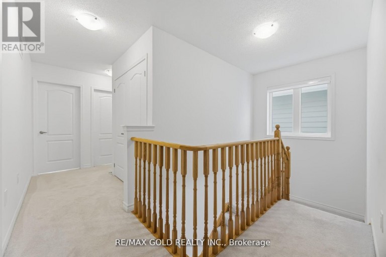 30 HILLS THISTLE DRIVE, Wasaga Beach, Ontario, L9E0J3