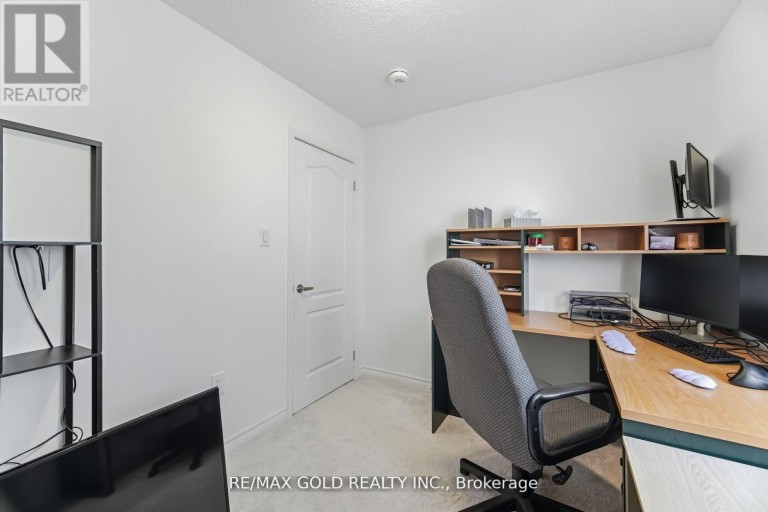 30 HILLS THISTLE DRIVE, Wasaga Beach, Ontario, L9E0J3