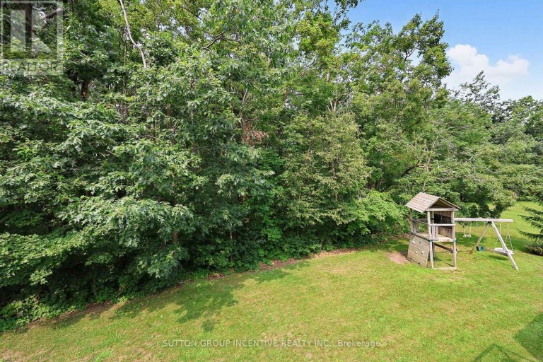 18 LLOYD COOK DRIVE W, Springwater (Snow Valley), Ontario, L4M4S4
