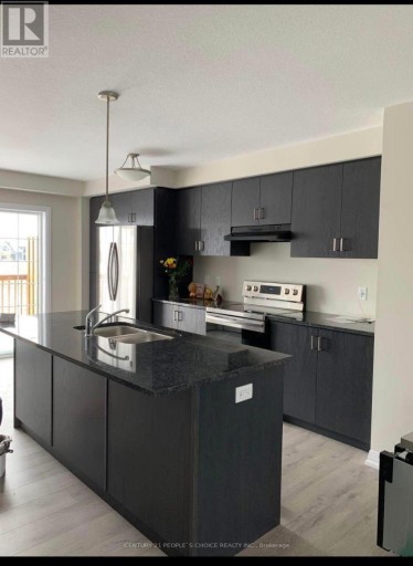 92 MONARCH WOODS DRIVE, Kitchener, Ontario, N2P0K1