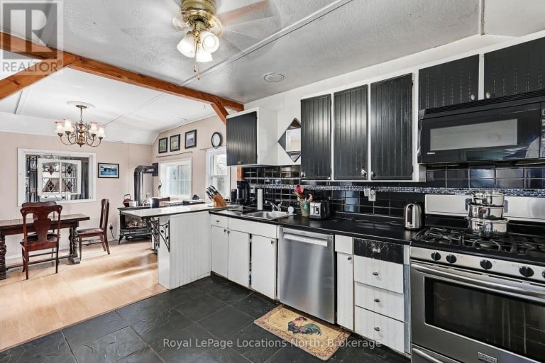 21 EVA CRESCENT, Collingwood, Ontario, L9Y5R1