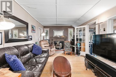 21 EVA CRESCENT Collingwood Ontario photo 25