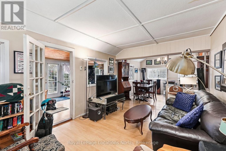 21 EVA CRESCENT, Collingwood, Ontario, L9Y5R1