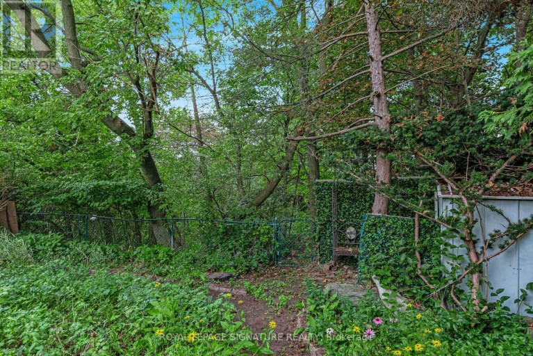 50 CELESTE DRIVE, Toronto (West Hill), Ontario, M1E2V1