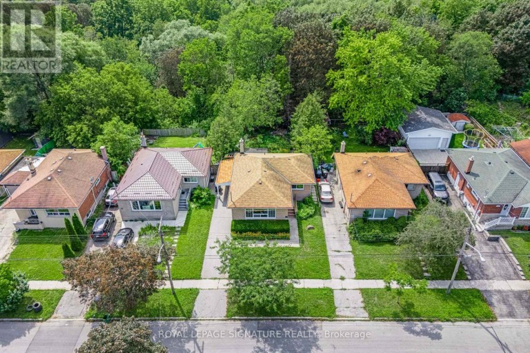 50 CELESTE DRIVE, Toronto (West Hill), Ontario, M1E2V1
