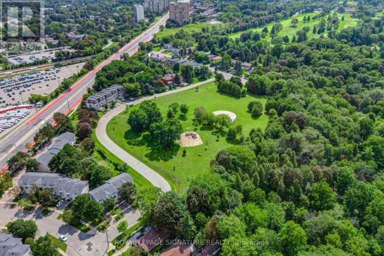 50 CELESTE DRIVE, Toronto (West Hill), Ontario, M1E2V1