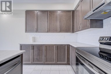 407 DOLMAN STREET Woolwich Ontario photo 13