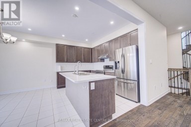 407 DOLMAN STREET Woolwich Ontario photo 17