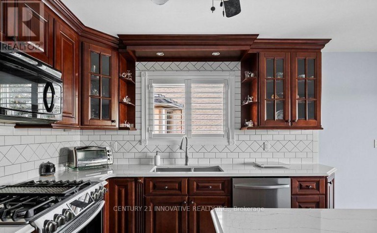 915 CATSKILL DRIVE E, Oshawa (Northglen), Ontario, L1J8J9