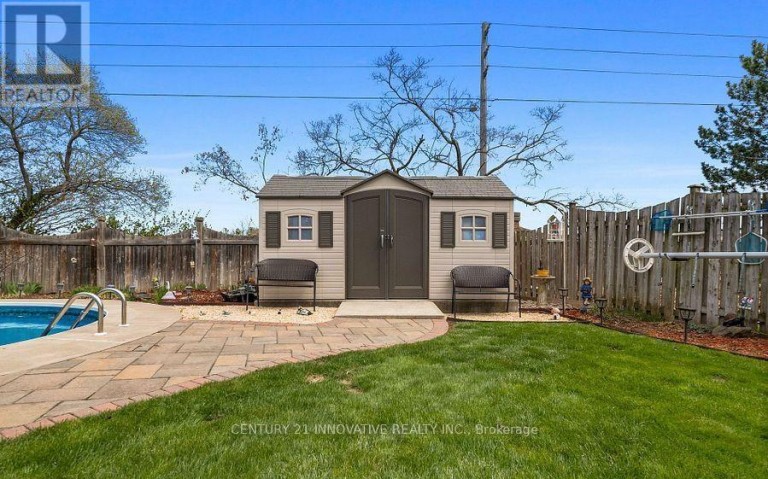 915 CATSKILL DRIVE E, Oshawa (Northglen), Ontario, L1J8J9
