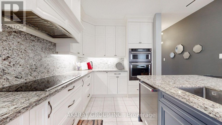 28 SAINT JAMES AVENUE, Vaughan (Vellore Village), Ontario, L4H3E4