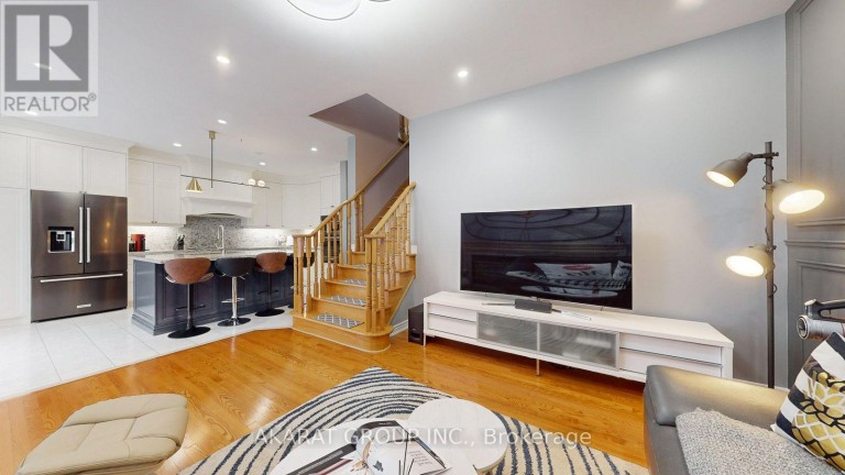 28 SAINT JAMES AVENUE, Vaughan (Vellore Village), Ontario, L4H3E4