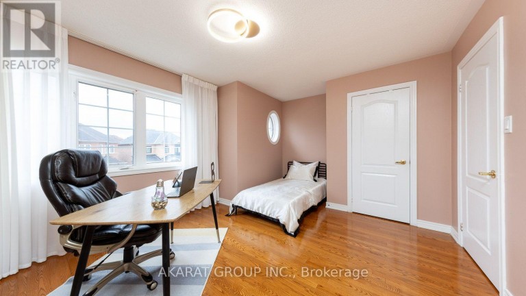 28 SAINT JAMES AVENUE, Vaughan (Vellore Village), Ontario, L4H3E4