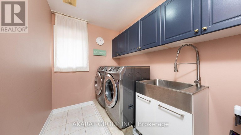 28 SAINT JAMES AVENUE, Vaughan (Vellore Village), Ontario, L4H3E4