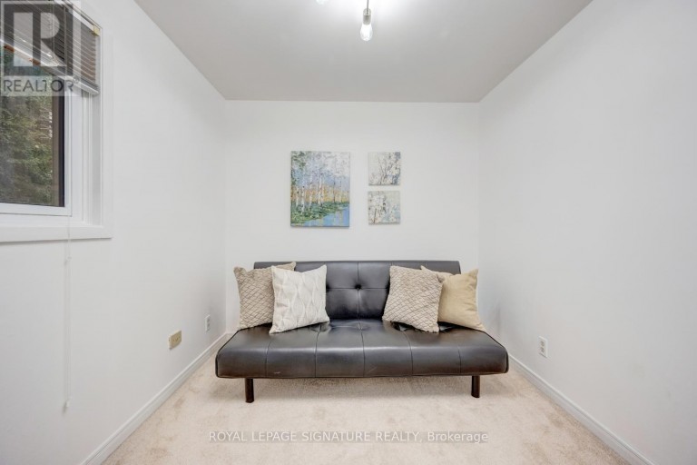 77 MCCRANEY STREET W, Oakville (CP College Park), Ontario, L6H1H5