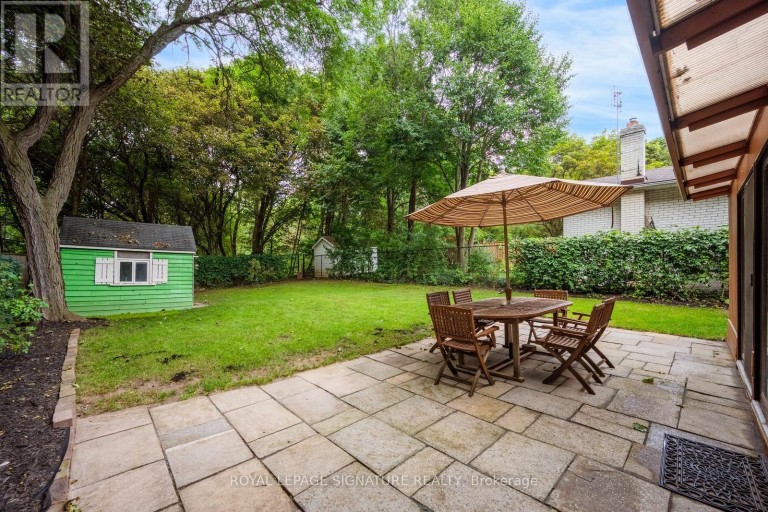 77 MCCRANEY STREET W, Oakville (CP College Park), Ontario, L6H1H5