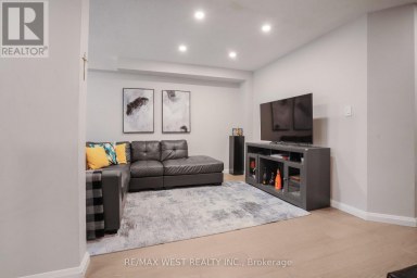 8 JENSEN COURT Vaughan (Maple) Ontario photo 12