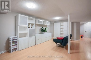 8 JENSEN COURT Vaughan (Maple) Ontario photo 15